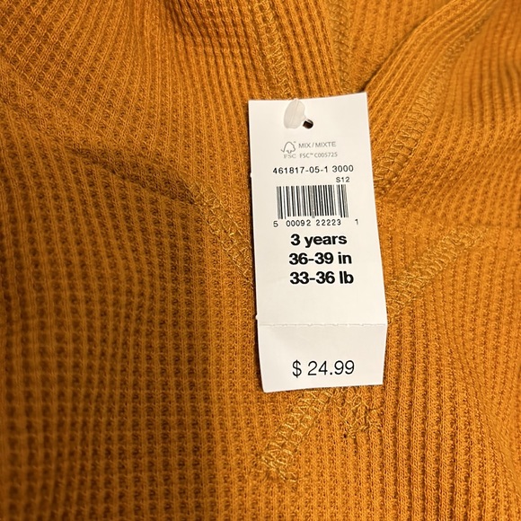 Gap Shirts - Picture 4 of 5